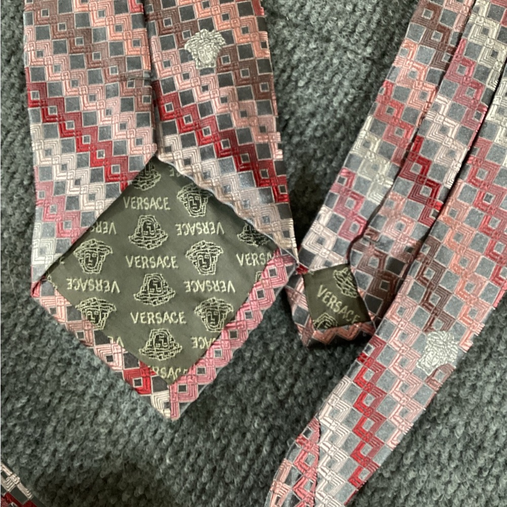 Versace silk necktie 60” - Picture 4 of 6